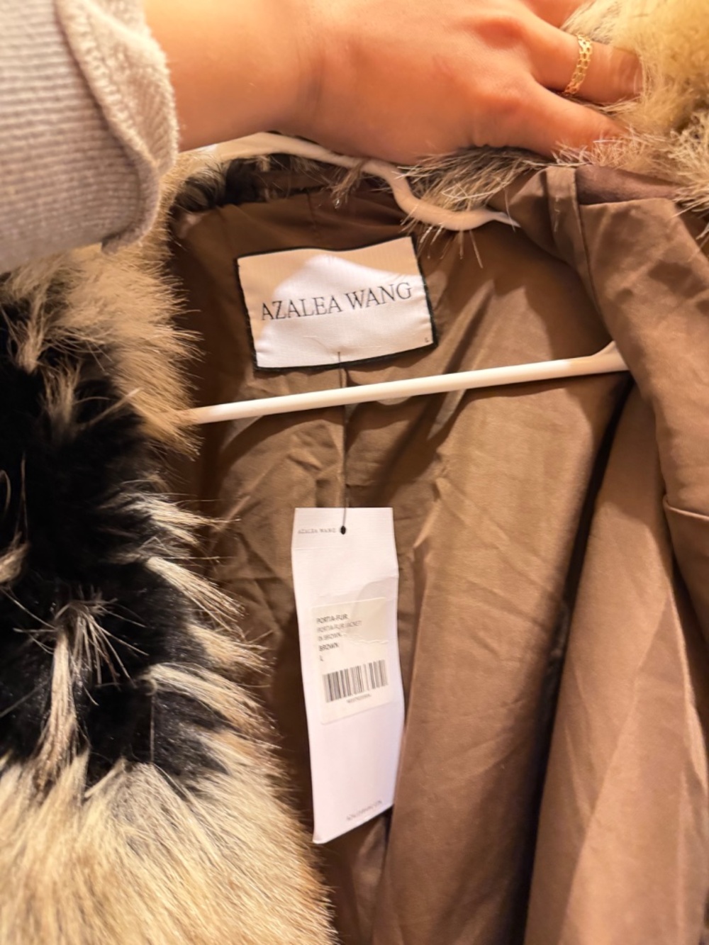 AZALEA WANG Portia Crop Faux Fur Jacket - Picture 3 of 6
